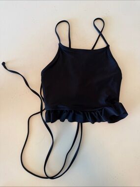 Cupshe Black Ruffle Hem Bikini Top